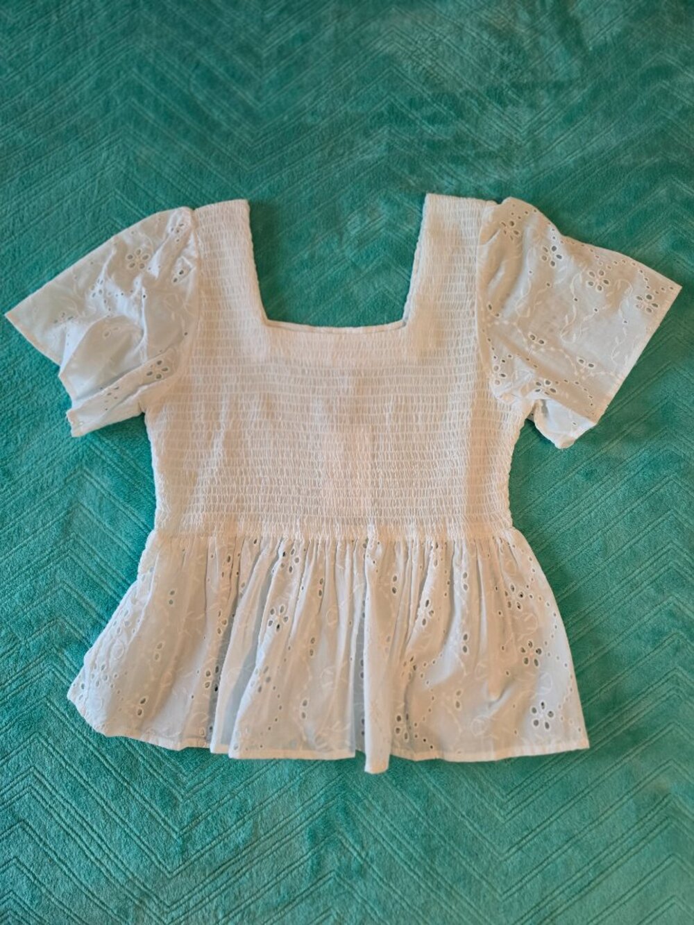 NWT ISA & ELLA White Eyelet Smocked Peplum Top Size Large